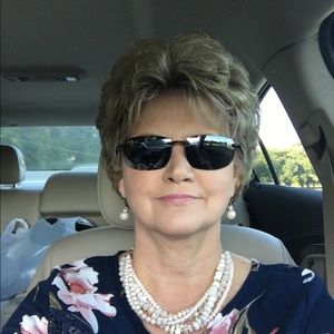 Meet your Posher, Cindy